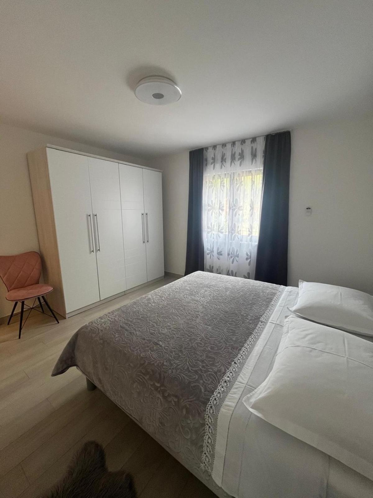 Apartman Tessa Vela Luka Exterior foto